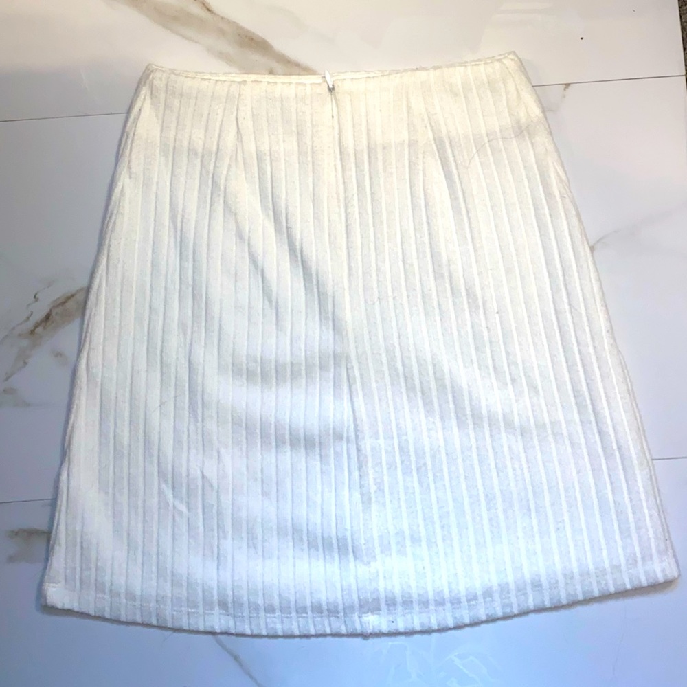 Princess polly- white mini skirt